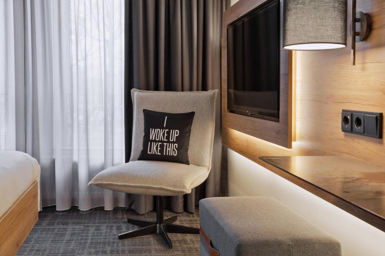 Moxy Berlin Humboldthain Park Экстерьер фото
