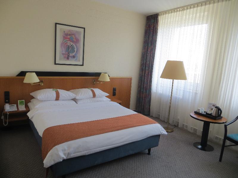 Moxy Berlin Humboldthain Park Экстерьер фото