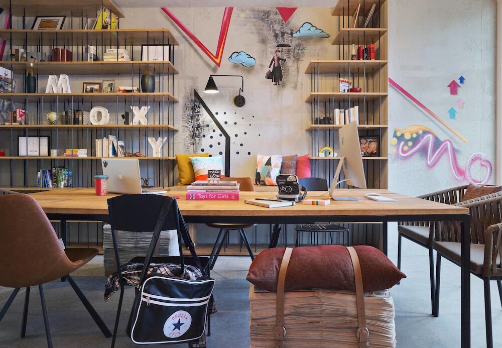 Moxy Berlin Humboldthain Park Экстерьер фото